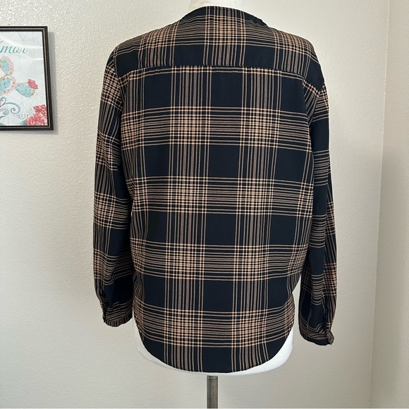 Vacate The Label Plaid Tan Black Top Wrap Sz Small - Picture 9 of 12